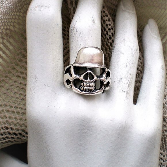 Biker Ring 925 Sterling Silver Chunky Skull Ring for Men Vintage Sterling Silver 925 Skull Motorcycle Biker Rocker Gothic Men\'s RING
